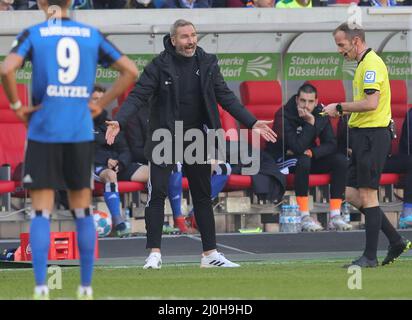 firo : 03/19/2022 Fuvuball, Fußball, 2. Bundesliga, Saison 2021/2022, F95 Fortuna Dvºsseldorf, Düsseldorf - HSV Hamburg Hamburg Hamburg, HSV Hamburg Hamburg Trainer: Tim Walter, HSV Hamburg Hamburg Stockfoto