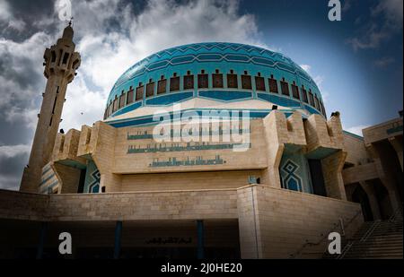 La mezquita del Rey Abdalá i es una mezquita en Amán la Capital de Jordania. Toma el nombre del rey jordano Abdalá i y fue construida entre 1982 y 198 Stockfoto