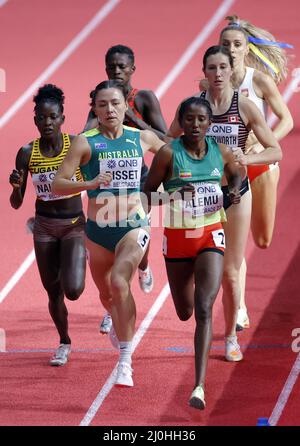 Belgrad, Serbien. 19. März 2022. Die Athleten treten bei der Hitze der Frauen 800m bei den Leichtathletik-Hallenweltmeisterschaften Belgrad 2022 in der stark Arena, Belgrad, Serbien, 19. März 2022 an. Kredit: Predrag Milosavljevic/Xinhua/Alamy Live Nachrichten Stockfoto