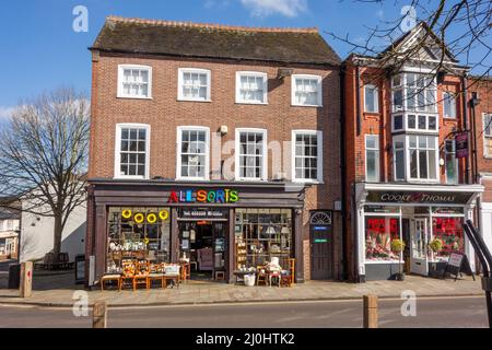 Die Hauptstraße in der Marktstadt North Shropshire Market Drayton England Stockfoto