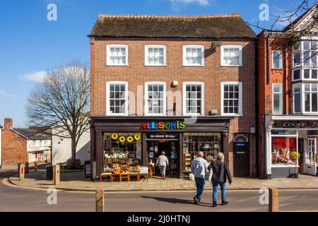 Die Hauptstraße in der Marktstadt North Shropshire Market Drayton England Stockfoto