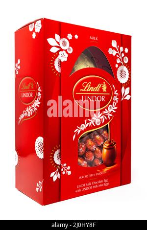 Lindt Lindor Milchschokolade-Osterei Stockfoto