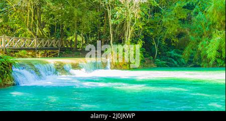 Die schönsten Wasserfälle der Welt Kuang Si Wasserfall Luang Prabang Laos. Stockfoto