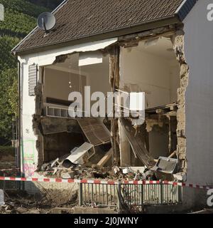 Zerstörtes Haus, Hochwasserkatastrophe 2021, Ahrtal, Dernau, Rheinland-Pfalz, Deutschland, Europa Stockfoto