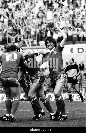 AZ Alkmaar gegen Ipswich Town in Aktion während des UEFA-Pokalfinales 2. im Olympiastadion in Amsterdam im Mai 1981. Endergebnis: AZ Alkmaar 4-2 Ipswich Town Ipswich Town mit UEFA Cup 5-4 in der Zusammenfassung. Stockfoto