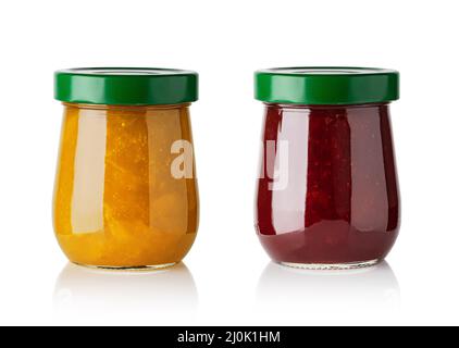 Jam-Gläser auf weißem Hintergrund isoliert Stockfoto