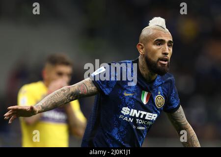 Mailand, Italien. 19. März 2022. Nicolo Barella (FC Internazionale) Gesten während Inter - FC Internazionale gegen ACF Fiorentina, italienische Fußballserie A Spiel in Mailand, Italien, 19 2022. März Quelle: Independent Photo Agency/Alamy Live News Stockfoto