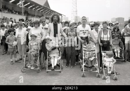 Billy Connolly, Charity Walk, Scotstoun, Glasgow, Schottland, 9.. Juni 1982. Stockfoto