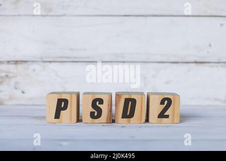 PSD2 Konzept geschrieben auf Holzwürfeln oder Blöcken, auf weißem Holzhintergrund. Stockfoto