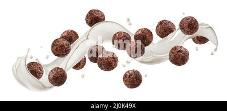 Fallende Schokolade Maiskugeln isoliert auf weißem Hintergrund Stockfoto