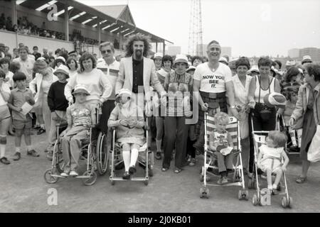 Billy Connolly, Charity Walk, Scotstoun, Glasgow, Schottland, 9.. Juni 1982. Stockfoto