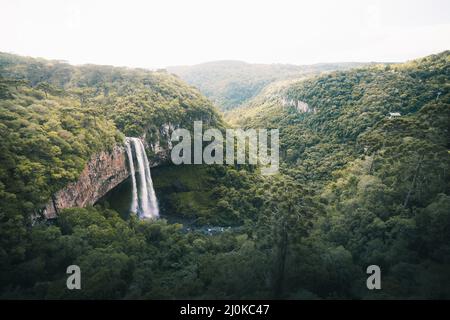 Caracol Wasserfall (Cascata do Caracol) - Canela, Rio Grande do Sul, Brasilien Stockfoto