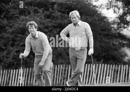 Ryder Cup 1981, 18.. Bis 20. September 1981 im Walton Heath Golf Club in Walton-on-the-Hill, Surrey, England. Das Team der Vereinigten Staaten gewann den Wettbewerb mit 18,5 bis 9,5 Punkten. Bilder aufgenommen am 19.. September 1981. Jack Nicklaus Und Tom Watson. Stockfoto