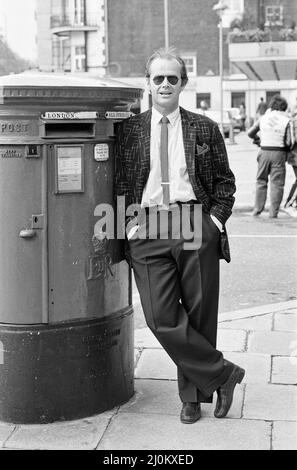 „Der Postmann“ kommt in die Stadt. In London zur Eröffnung von Lorimars umstrittener neuer Film von James M. Cains Klassiker 'The Postman Always Rings Twice' ist der Star des Films Jack Nicholson. 4. Mai 1981. Stockfoto