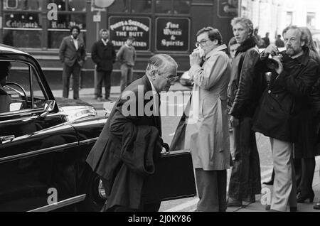 Szenen vor dem Old Bailey, London, während des Prozesses gegen Peter Sutcliffe, den Yorkshire Ripper. 5. Mai 1981. Stockfoto