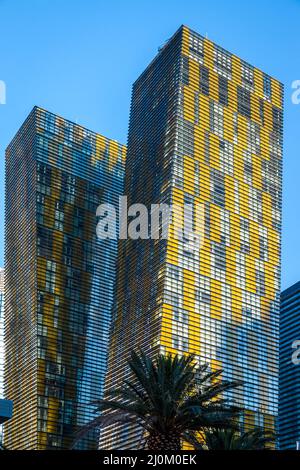 Bei Sonnenaufgang von Wohnblöcken in Las Vegas anzeigen Stockfoto