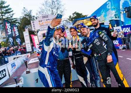 CIAMIN Nicolas, ROCHE Yannick, Hyundai I20 Rally2, GILBERT Quentin, GUIEU Christopher, Citroën C3, GIORDANO Quentin, ELTERNTEIL Kevin, Volkswagen Polo, Podium, Porträt während der Rallye du Touquet 2022, 1. Runde des Championnat de France des Rallye 2022, vom 18. Bis 19. März in Le Touquet, Frankreich - Foto Bastien Roux / DPPI Stockfoto