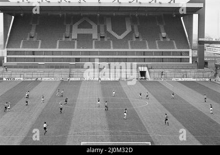 Aston Villa 3-1 Besiktas, European Cup, 1. Runde 1. Leg Match in Villa Park, Mittwoch, 15.. September 1982. Aston Villa war gezwungen, diese Krawatte hinter verschlossenen Türen zu spielen, als Strafe für Hooligan-Probleme im letzten Halbfinale in Brüssel. Stockfoto