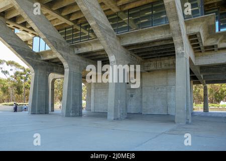 Die Geisel Library ist das Hauptgebäude der San Diego Library der University of California. Stockfoto