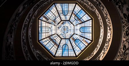 Die berühmte Wendeltreppe im Vatikanischen Museum - Rom, Italien Stockfoto