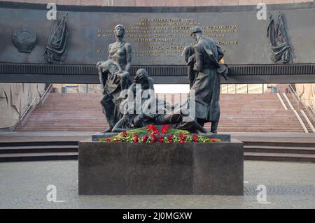 ST. PETERSBURG, RUSSLAND - 10. AUGUST 2021: Gedenkkomplex "an die heldenhaften Verteidiger von Leningrad". Siegesplatz, Sankt Petersburg Stockfoto