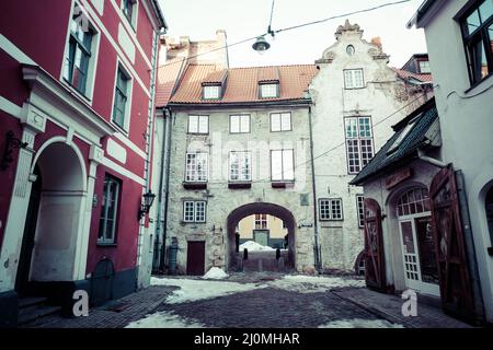 Schwedisches Tor in der Altstadt von Riga. Mittelalterliche Gotische Architektur. Riga, die Hauptstadt Lettlands. Baltische Staaten. Europa. Stockfoto