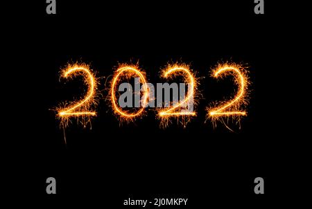 2022 geschrieben mit Sparkle Feuerwerk Stockfoto