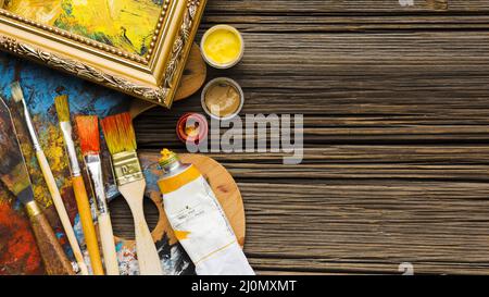 Kopieren Raum hölzernen Hintergrund und Pinsel malen Stockfoto