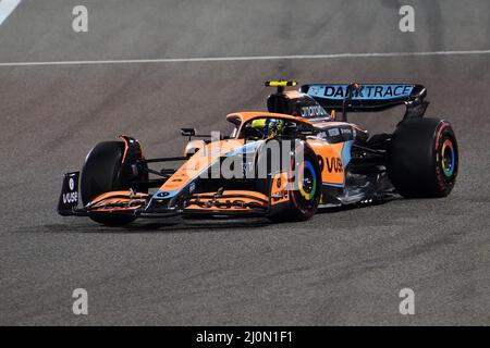 Bahrain International Circuit, Sakhir, Bahrain am 18. März 2022 Lando Norris 4 (GBR), McLaren MCL36 während der FORMEL 1 GULF AIR BAHRAIN GP 2022, Eleanor Hoad Stockfoto