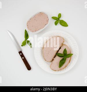 Köstliche Pastete Sandwiches Teller Stockfoto