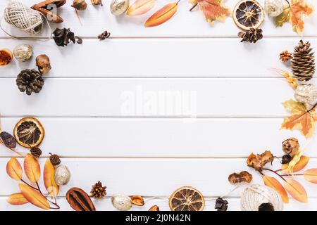 Herbst Rahmen Zusammensetzung weißen Hintergrund Stockfoto