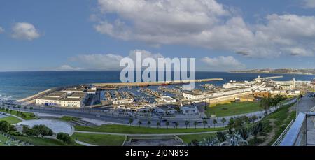 Panoramablick auf den Nouveau Port de Peche in Tanger, Marokko Stockfoto