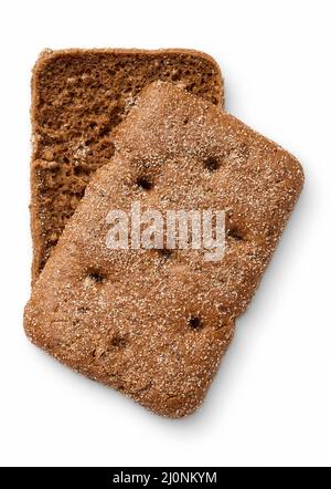 Traditionelles skandinavisches Roggenbrot, isoliert auf weißem Hintergrund Stockfoto