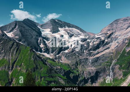 Panoramablick auf die Alpen entlang der Großglockner Hochalpenstraße Stockfoto