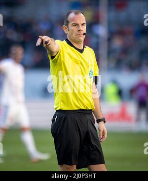 Schiedsrichter Marco Fritz (Korb) Fortuna Düsseldorf - Hamburger SV 19.03.2022, Fussball; 2. Bundesliga, Saison 2021/22 Foto: Moritz Müller Copyrig Stockfoto