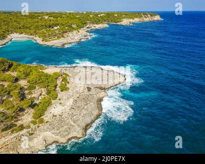 Panorama Bucht Cala Mondrago Mallorca Balearen Spanien. Stockfoto