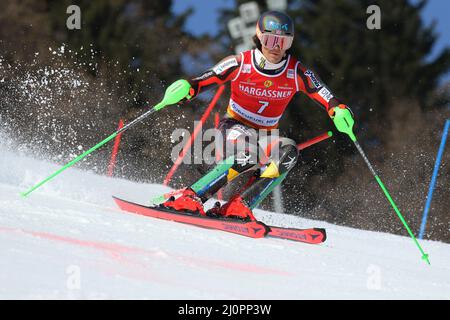 20.. März 2022; Meribel, Frankreich; Finale des alpinen Ski-Weltcups. Herren-Slalom. Lucas Braathen (NOR) bei seinem ersten Lauf; Stockfoto