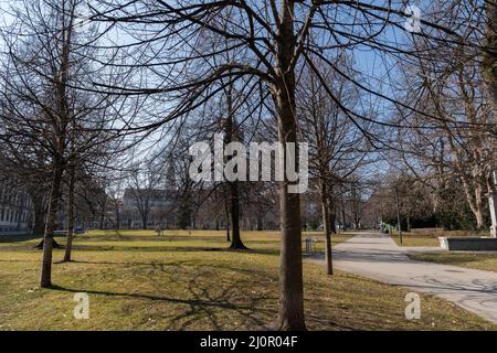 Saint Gallen, Schweiz 9. März 2022 hübscher kleiner Park im Stadtzentrum Stockfoto