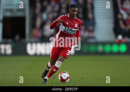 MIDDLESBROUGH, GROSSBRITANNIEN. MÄR 19. Jesaja Jones von Middlesbrough in Aktion während des FA Cup-Spiels zwischen Middlesbrough und Chelsea im Riverside Stadium, Middlesbrough am Samstag, 19.. März 2022. (Kredit: Mark Fletcher | MI News) Kredit: MI Nachrichten & Sport /Alamy Live News Stockfoto