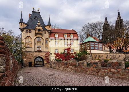 Meissen Altstadt mit der nahen Burg Tor Stockfoto