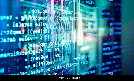 Spiegeln Programmiercode hinter Cyber-Kette Konzept, Datentransformation, Big-Data-Verarbeitung, künstliche Intelligenz, futuristisch Stockfoto