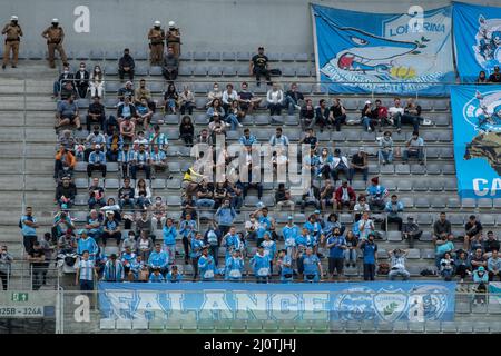 Curitiba, Brasilien. 20. März 2022. PR - Curitiba - 03/20/2022 - PARANAENSE 2022, ATHLETICO-PR X LONDRINA - Londrina Fans während eines Spiels gegen Athletico-PR im Stadion Arena da Baixada zur Paranaense Meisterschaft 2022. Foto: Robson Mafra/AGIF/Sipa USA Quelle: SIPA USA/Alamy Live News Stockfoto