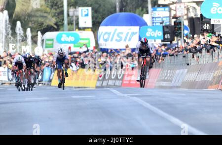 Sanremo, Italien. 19. März 2022. Milan-Sanremo 2022: Matej Mohoric gewann den 'Spring Classic'. Kredit: Unabhängige Fotoagentur/Alamy Live Nachrichten Stockfoto