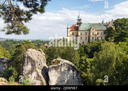 Schloss Hruba Skala, Sandsteinfelsen-Stadt, Cesky raj, böhmisches oder Böhmisches Paradies, Tschechische Republik Stockfoto