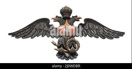 Russischer Doppelkopf-Wappenadler, aus Auslösern, Kugelgeschossen und Sperrbohlen aus auf Whi isolierten Flintlocks Stockfoto
