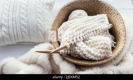 Strickwerkzeuge aus nächster Nähe Stockfoto