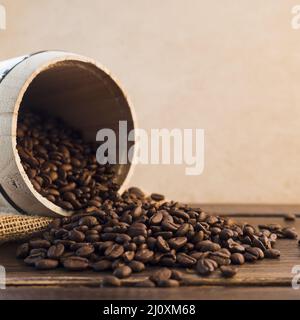 Hintergrund für Kaffeebohnen. Hochwertiges, schönes Fotokonzept Stockfoto