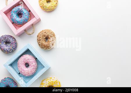 Verglaste Donuts Boxen . Hochwertige Fotos Stockfoto