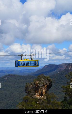 Die Scenic Skyway-Seilbahn fährt über das Tal in den Blue Mountains von Australien Stockfoto