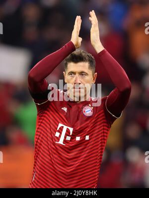 Robert Lewandowski von Bayern München FC Bayern MŸnchen Union Berlin 1. Fußball Bundesliga Saison 2021 / 2022 19.3.2022 © diebilderwelt / Alamy Stock Stockfoto